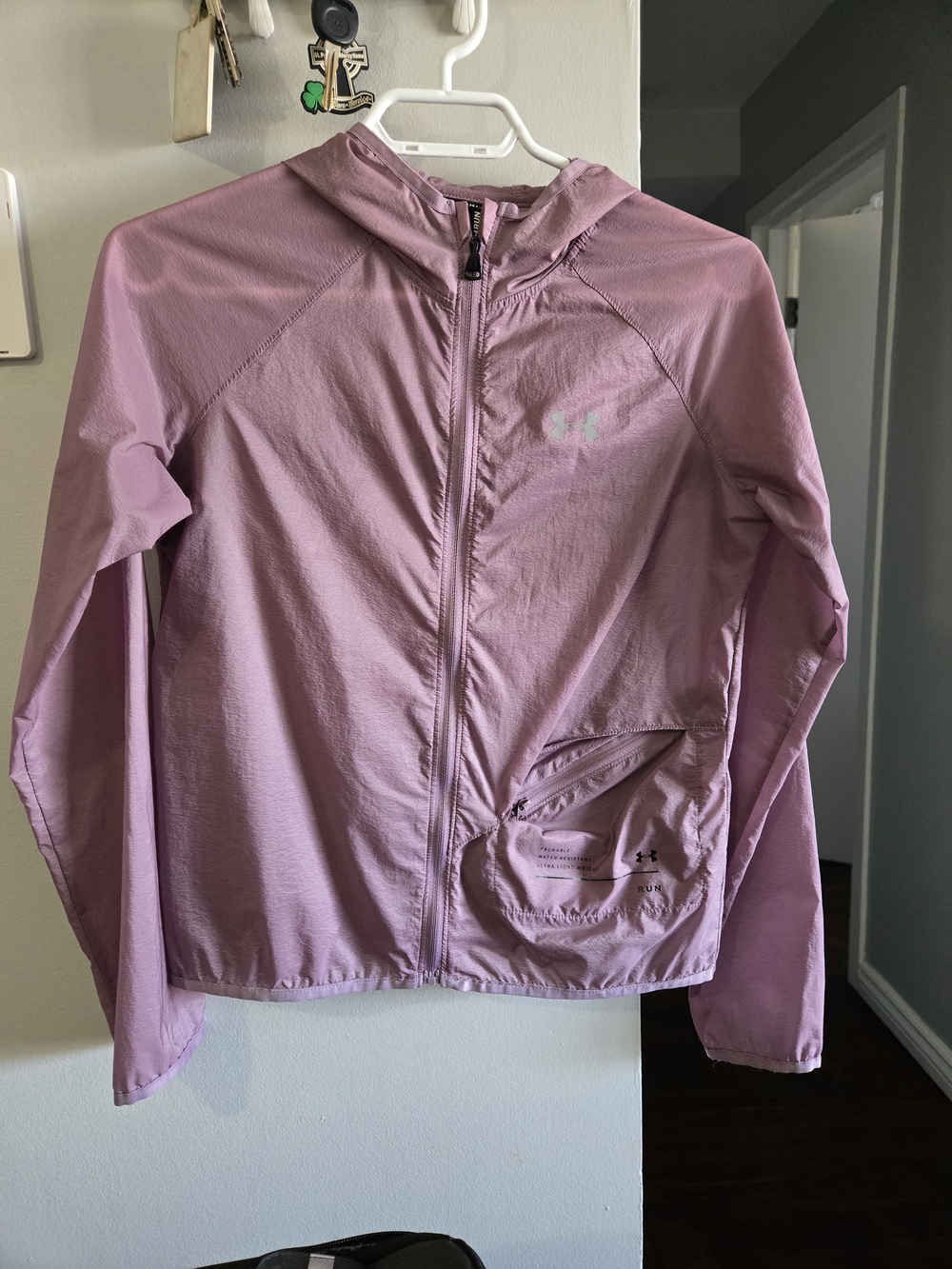 Under Armour Hooded Lightweight Running Jacket